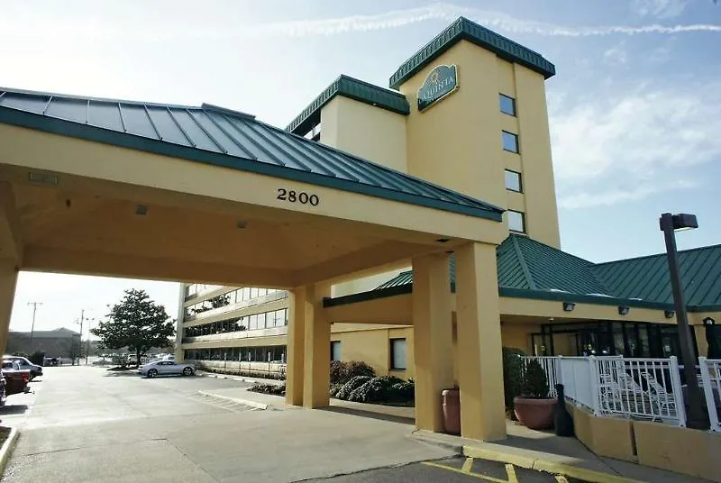 Hotel La Quinta By Wyndham Virginia Beach