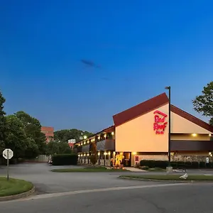 https://red-roof-inn-virginia-beach.williamsburghotelsusa.com