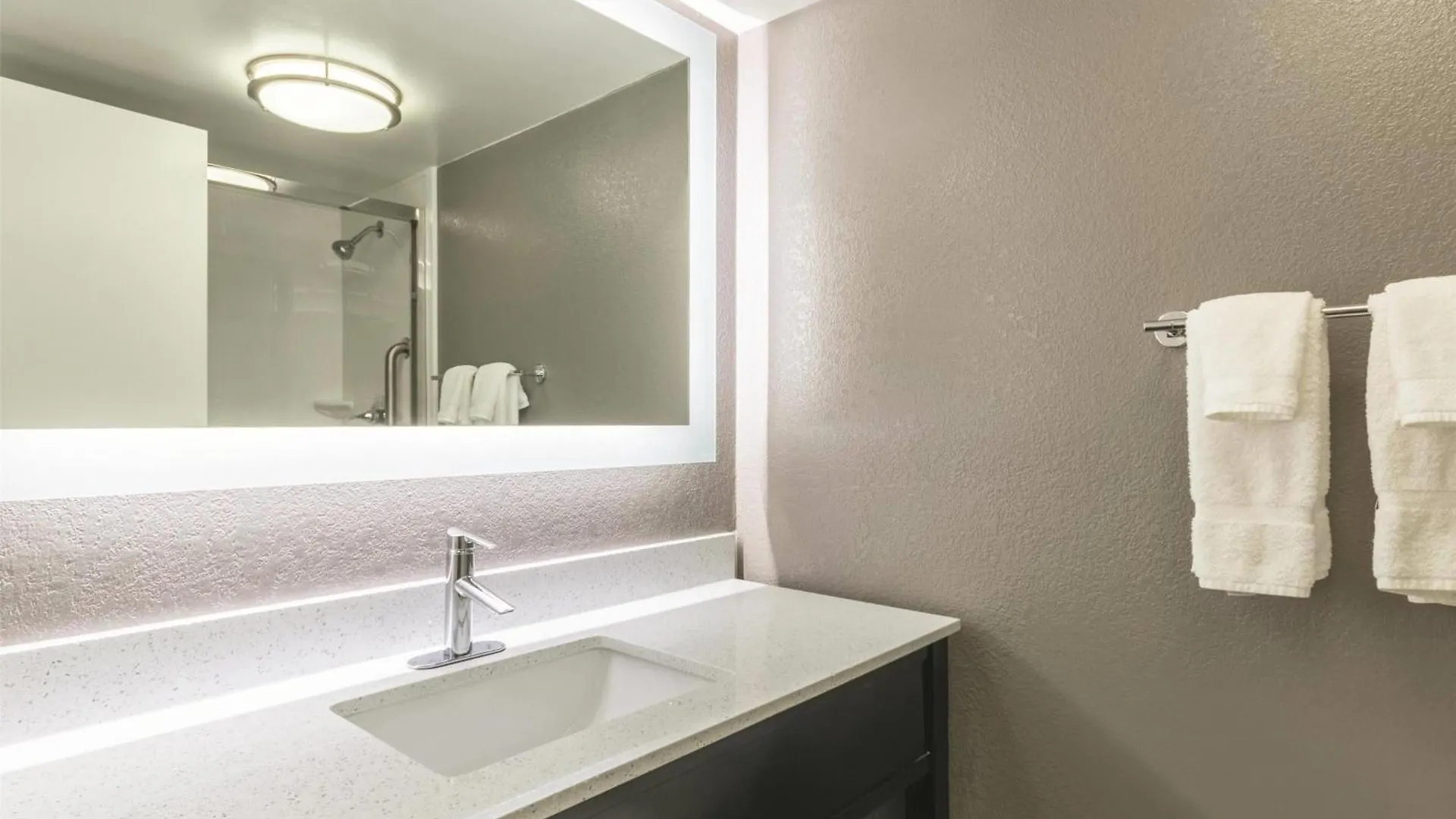 La Quinta By Wyndham Virginia Beach